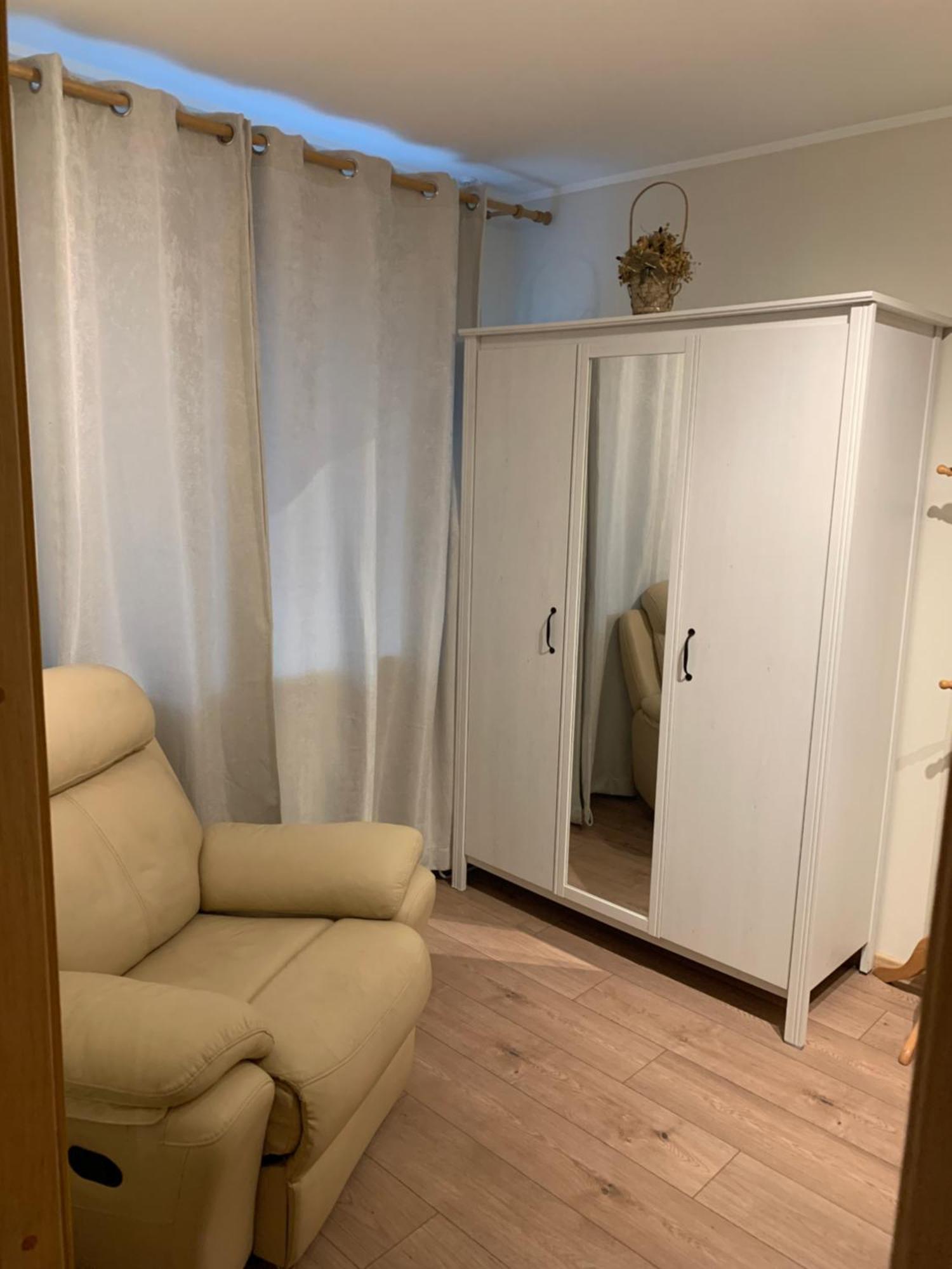 Dikol Two-Room Apartment-Self Check-In & Free Parking Near City Center Таллин Экстерьер фото