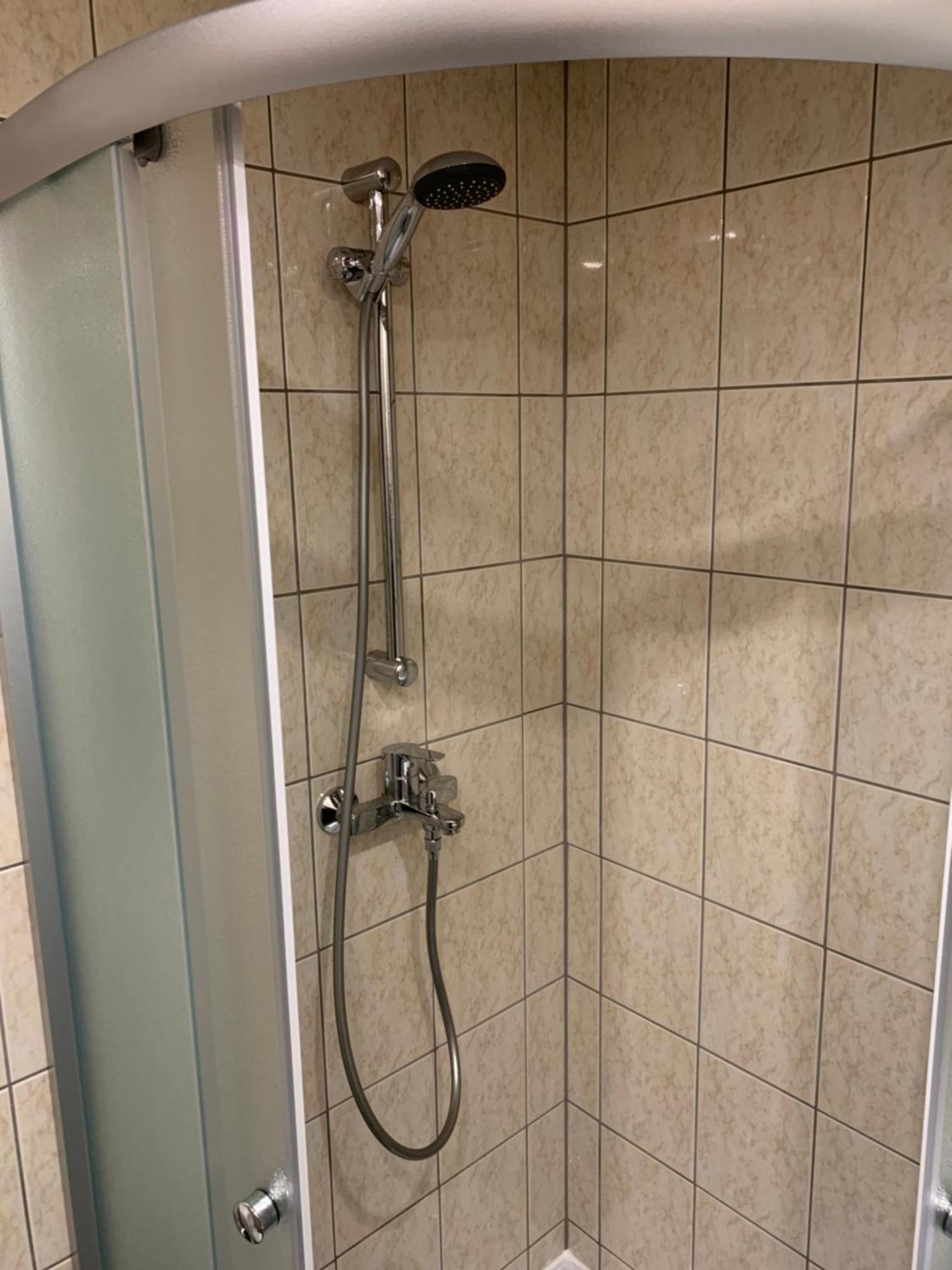 Dikol Two-Room Apartment-Self Check-In & Free Parking Near City Center Таллин Экстерьер фото