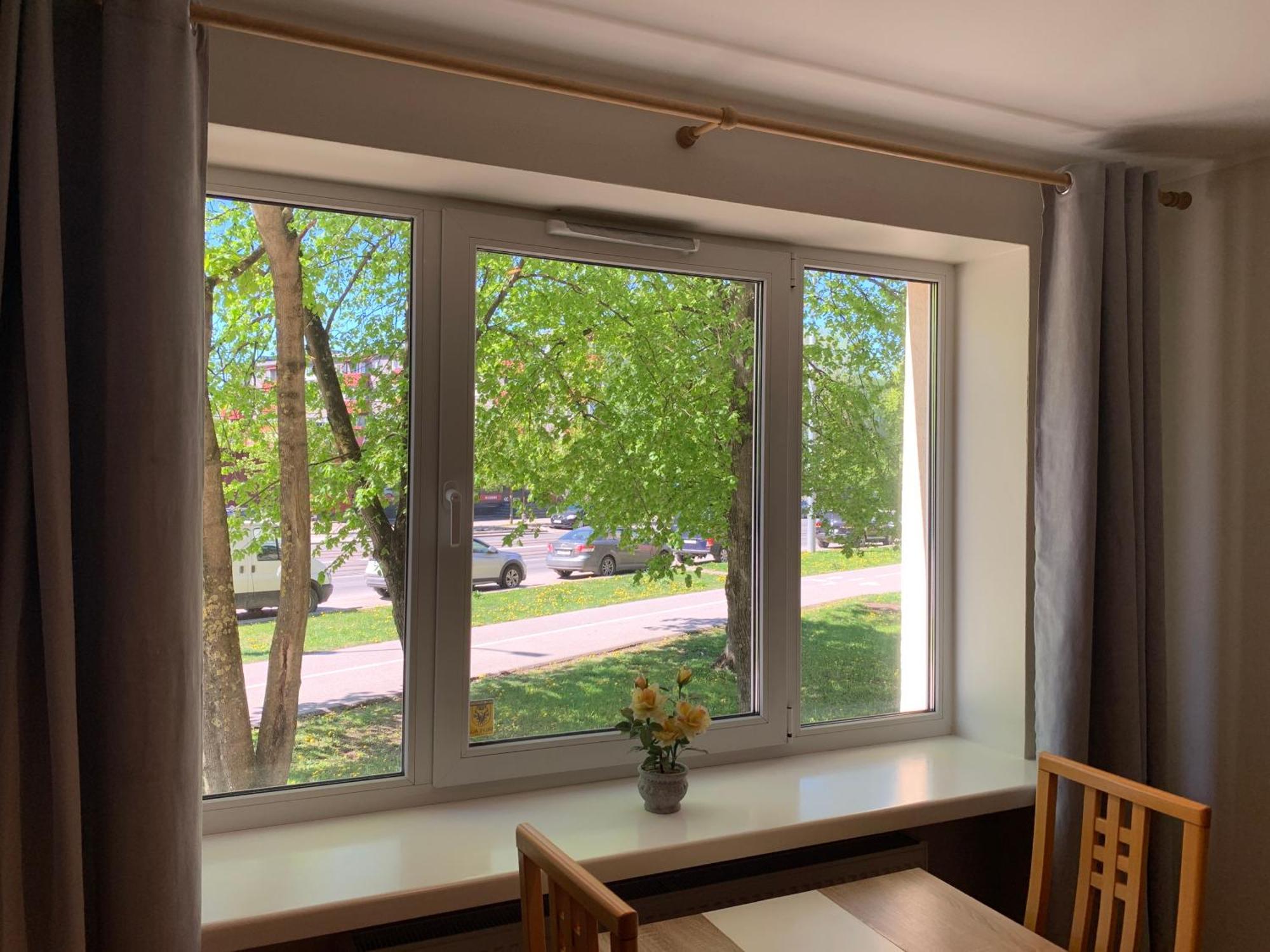 Dikol Two-Room Apartment-Self Check-In & Free Parking Near City Center Таллин Экстерьер фото